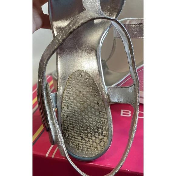 BCBG Girls Size 8 1/2 M Onella Sandal Silver Metallic Whips Sandals Platform - Picture 11 of 16